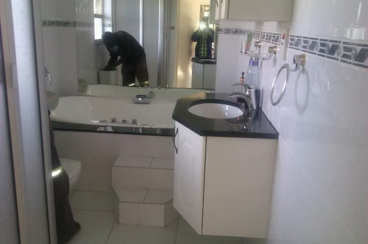 Plumbing Pipe Installation Kit